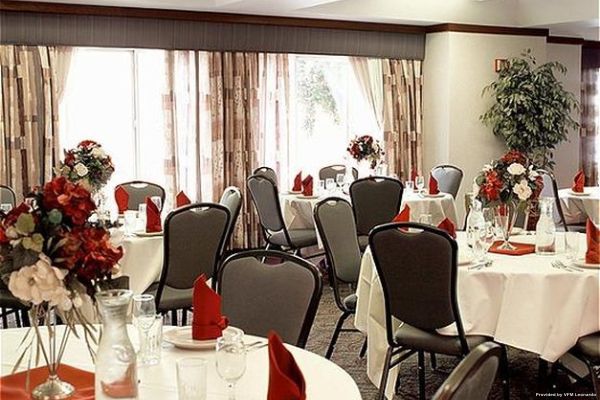 CRYSTAL INN HOTEL AND SUITES LOGAN (Hyrum)